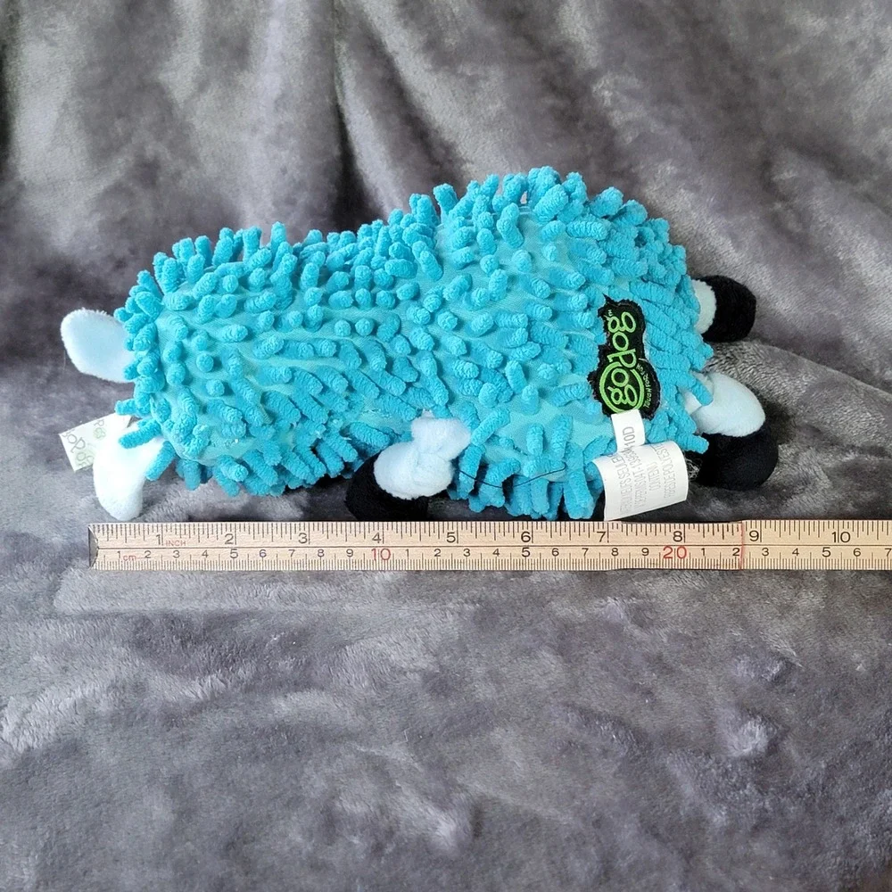 GoDog Bubbly Llama Dog Toy Blue Excellent Chew Guard Technology Plush